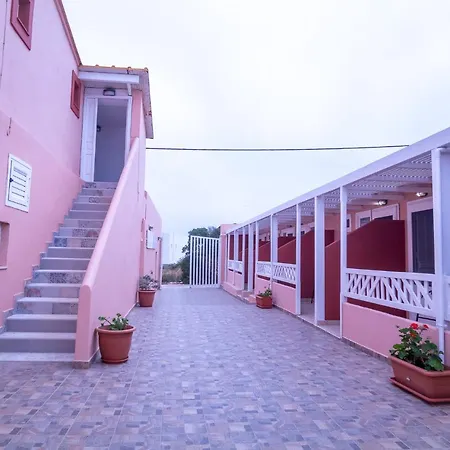 Ta Kymata Karpathos Apartment